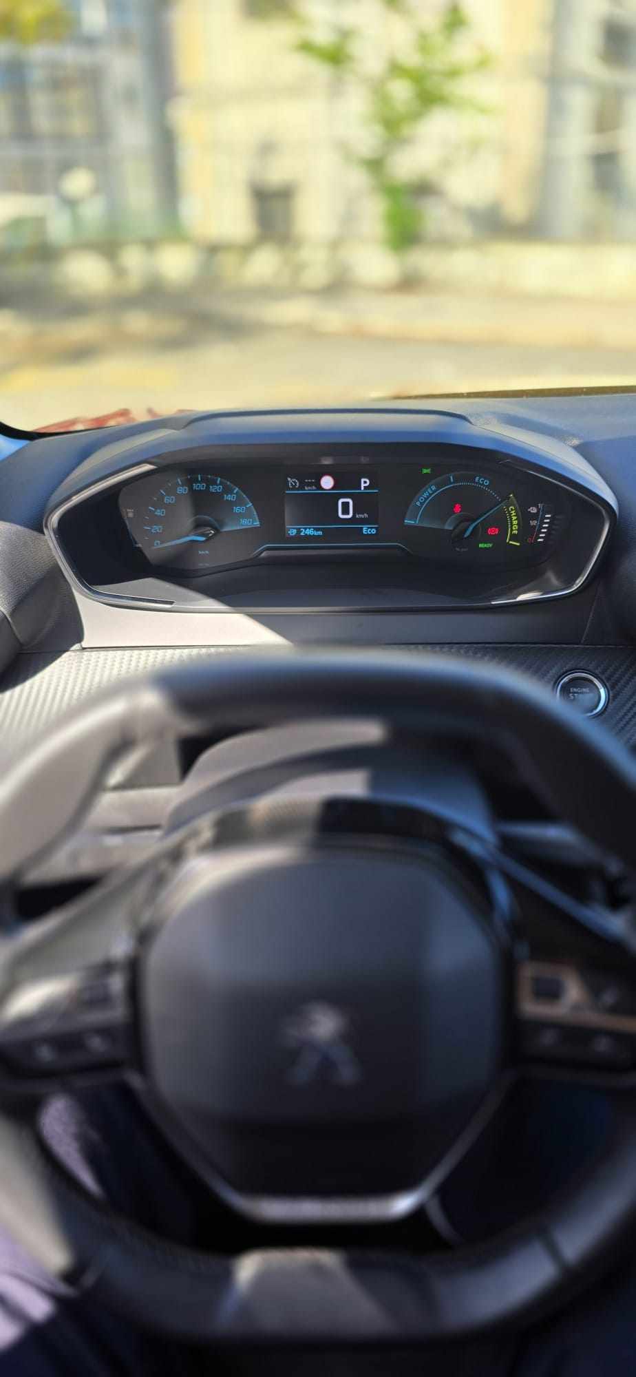peugeot-e-208-ev-50-kwh-2023-eletrico