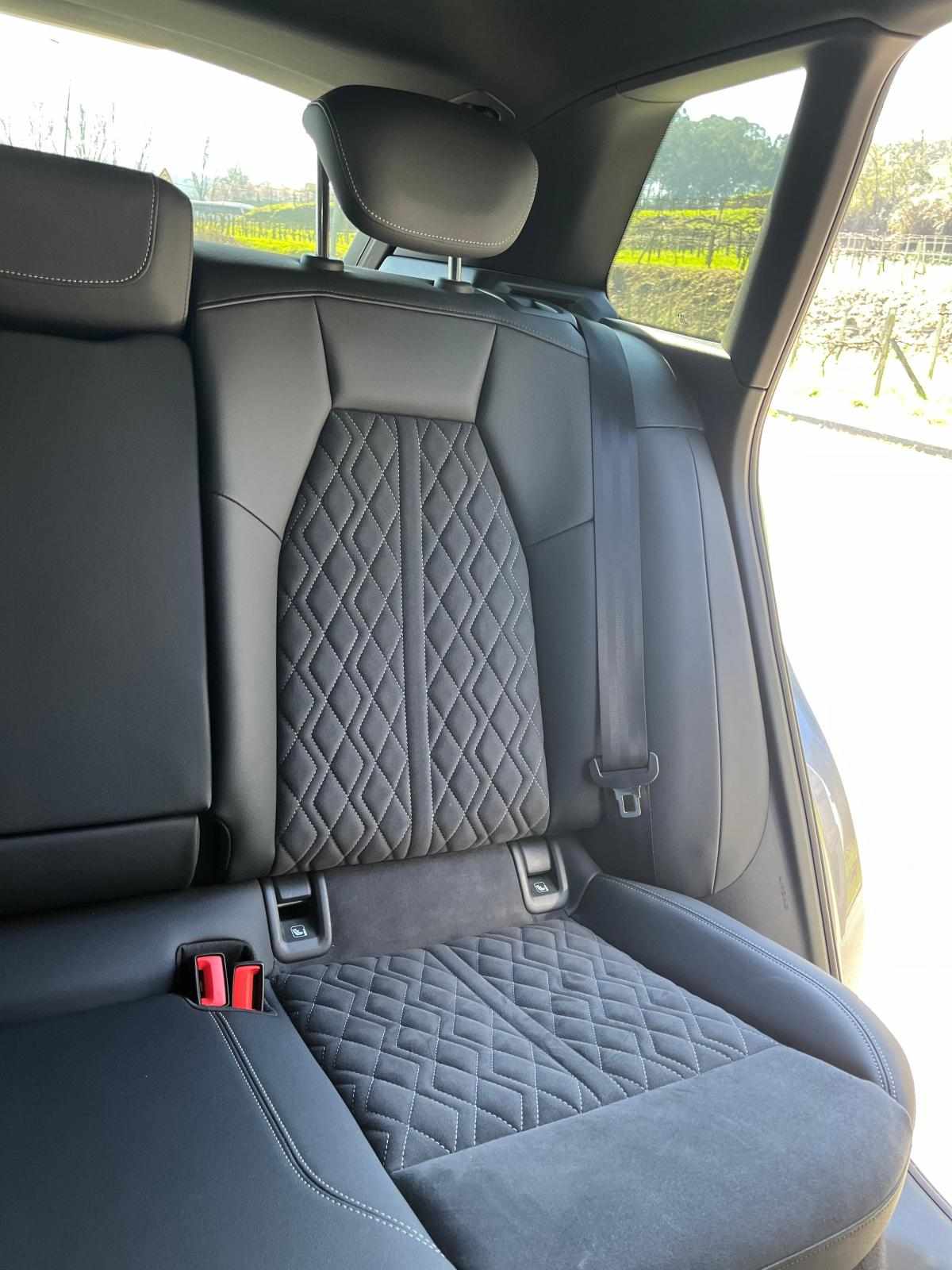 audi-q4-e-tron-50-e-tron-quattro-2023-eletrico