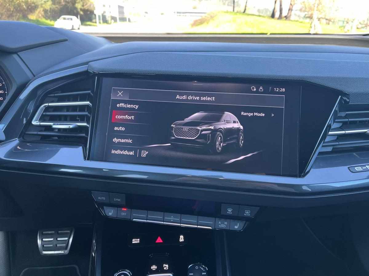 audi-q4-e-tron-50-e-tron-quattro-2023-eletrico