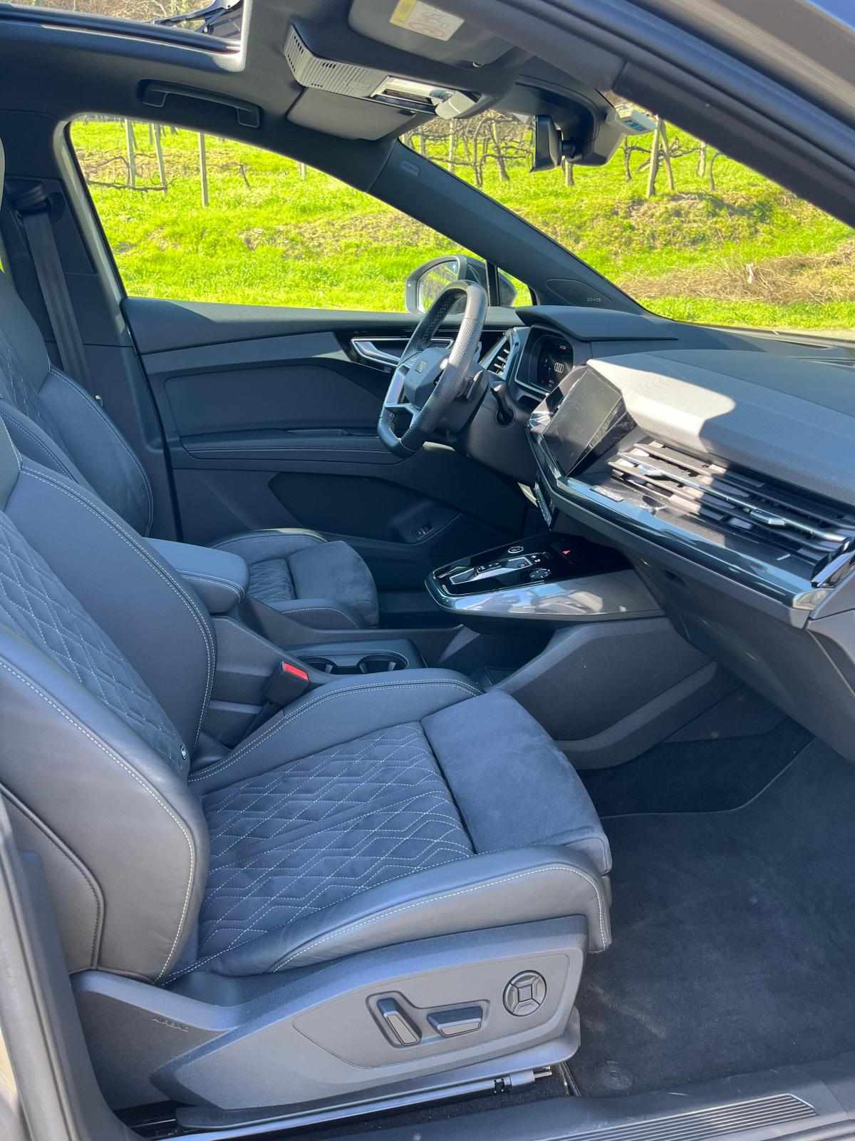 audi-q4-e-tron-50-e-tron-quattro-2023-eletrico