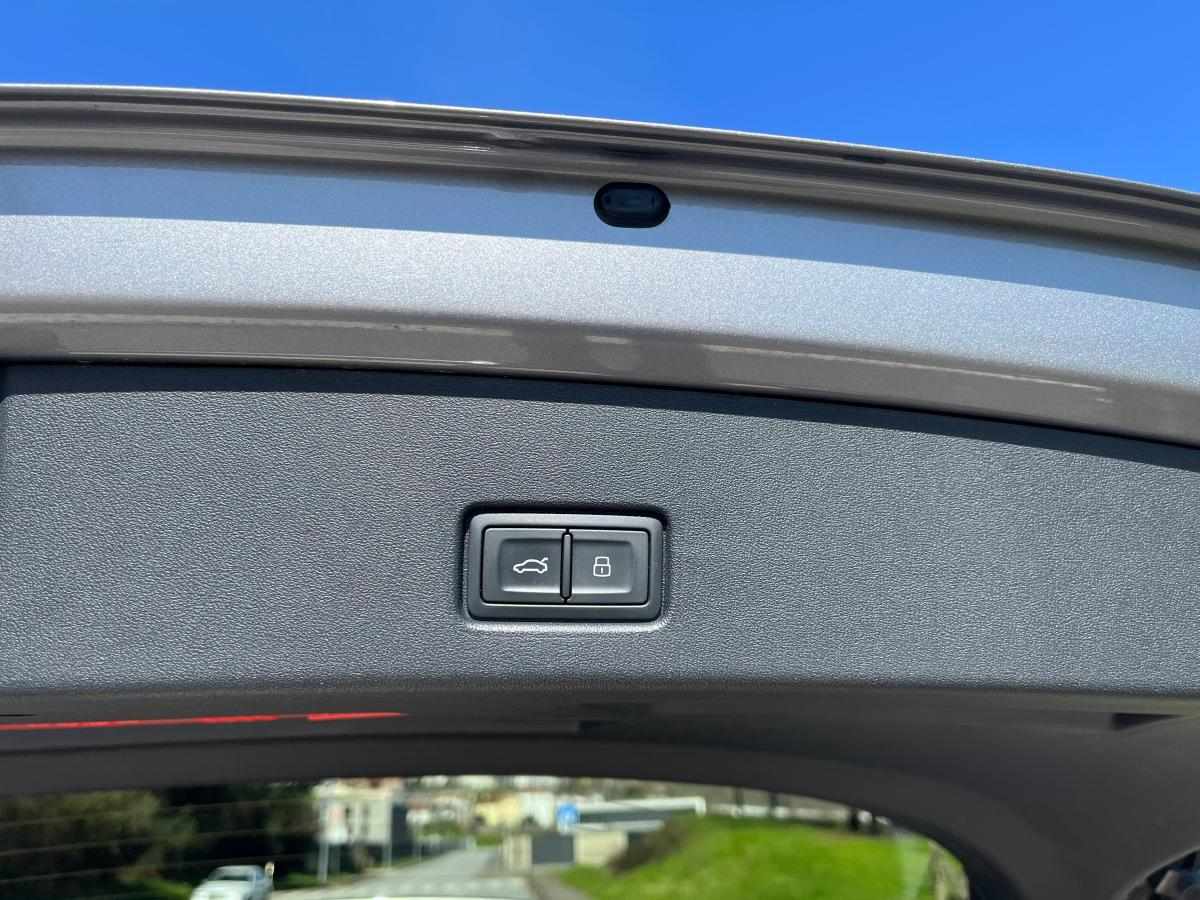 audi-q4-e-tron-50-e-tron-quattro-2023-eletrico