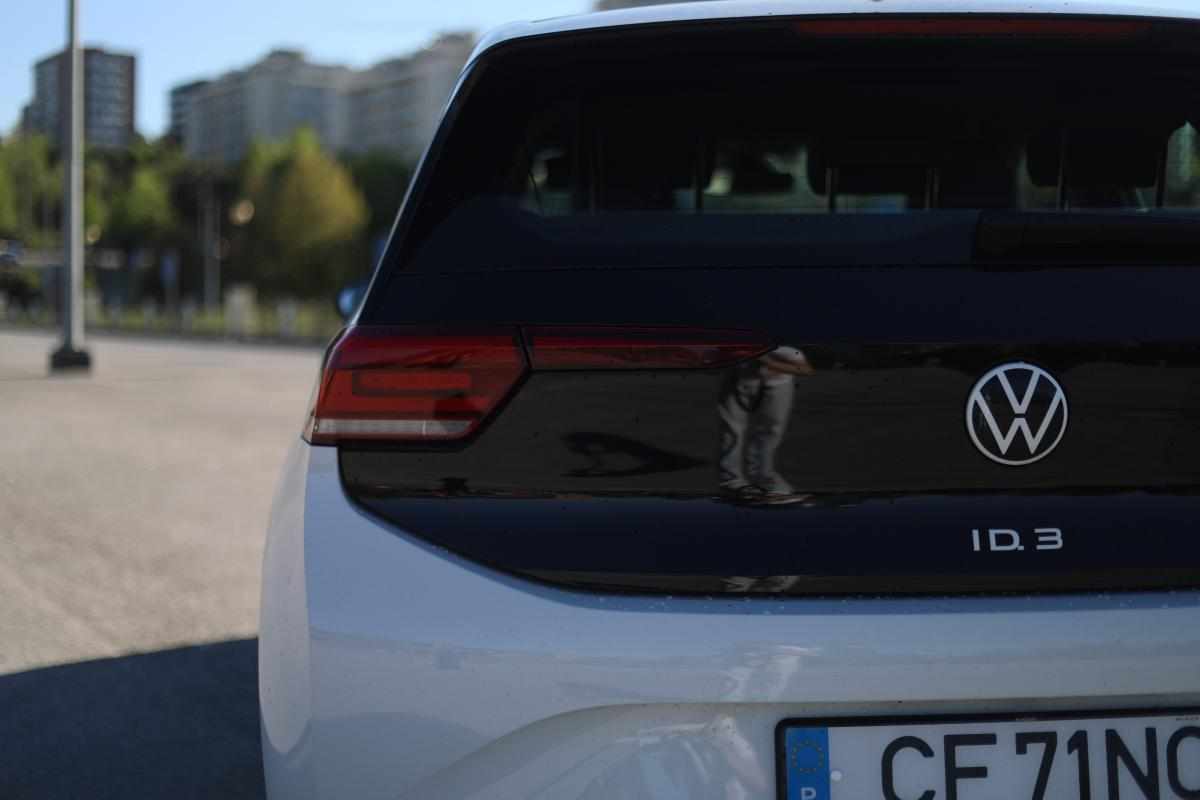 volkswagen-id-3-pro-performance-58-kwh-2020-eletrico