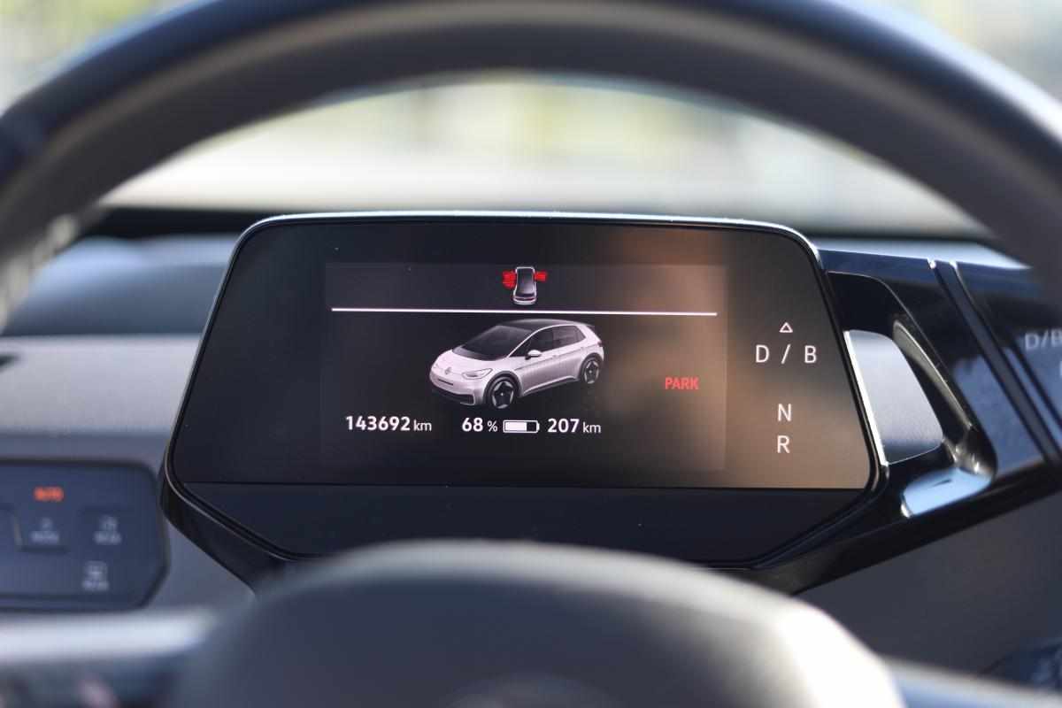 volkswagen-id-3-pro-performance-58-kwh-2020-eletrico