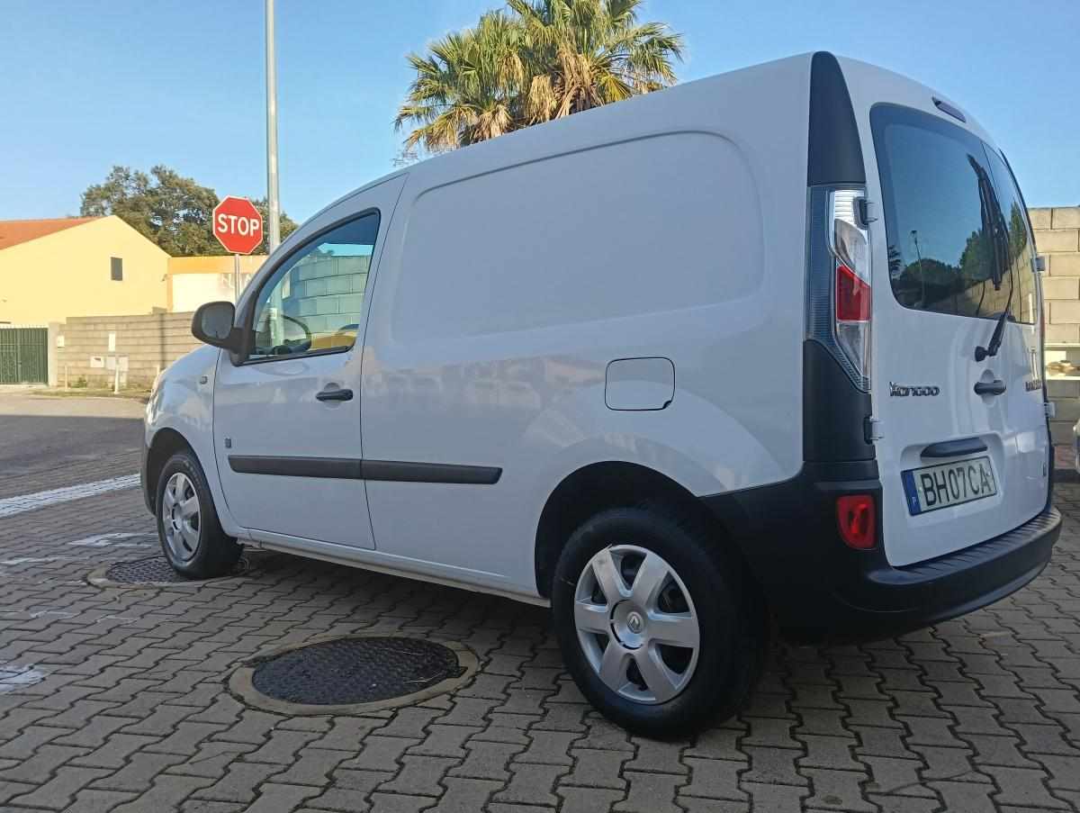 renault-kangoo-22-kwh-2016-eletrico