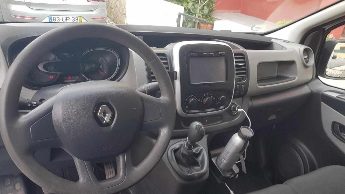 renault-trafic-1-6-dci-2018-diesel-1598cc
