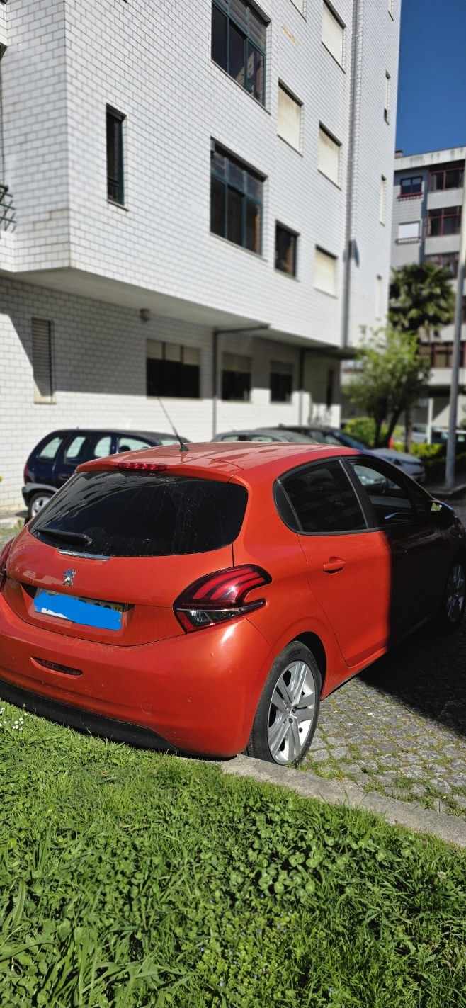 peugeot-208-1-2-vti-2016-gasolina-1199cc