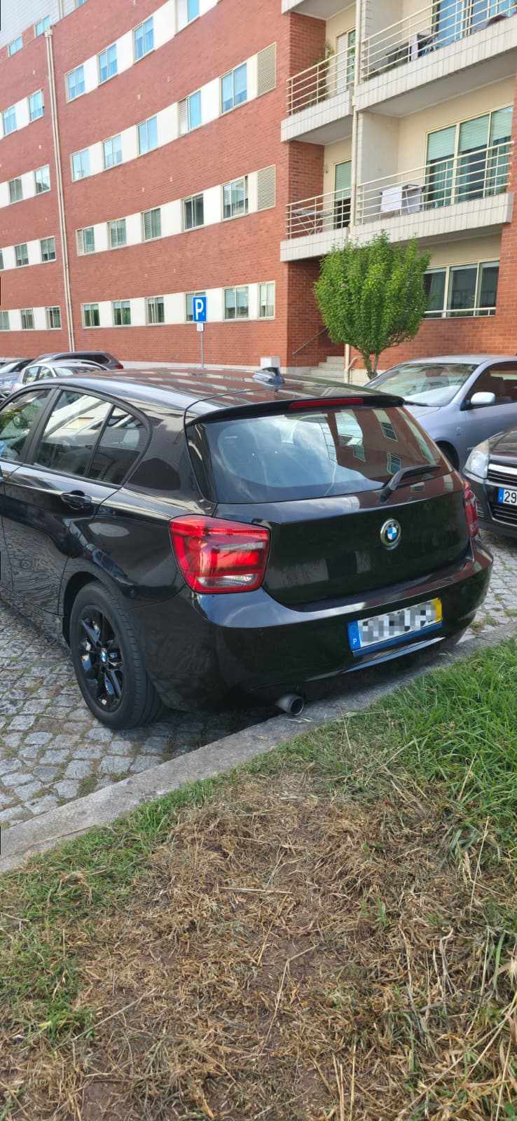 bmw-serie-1-116d-2012-diesel-1598cc