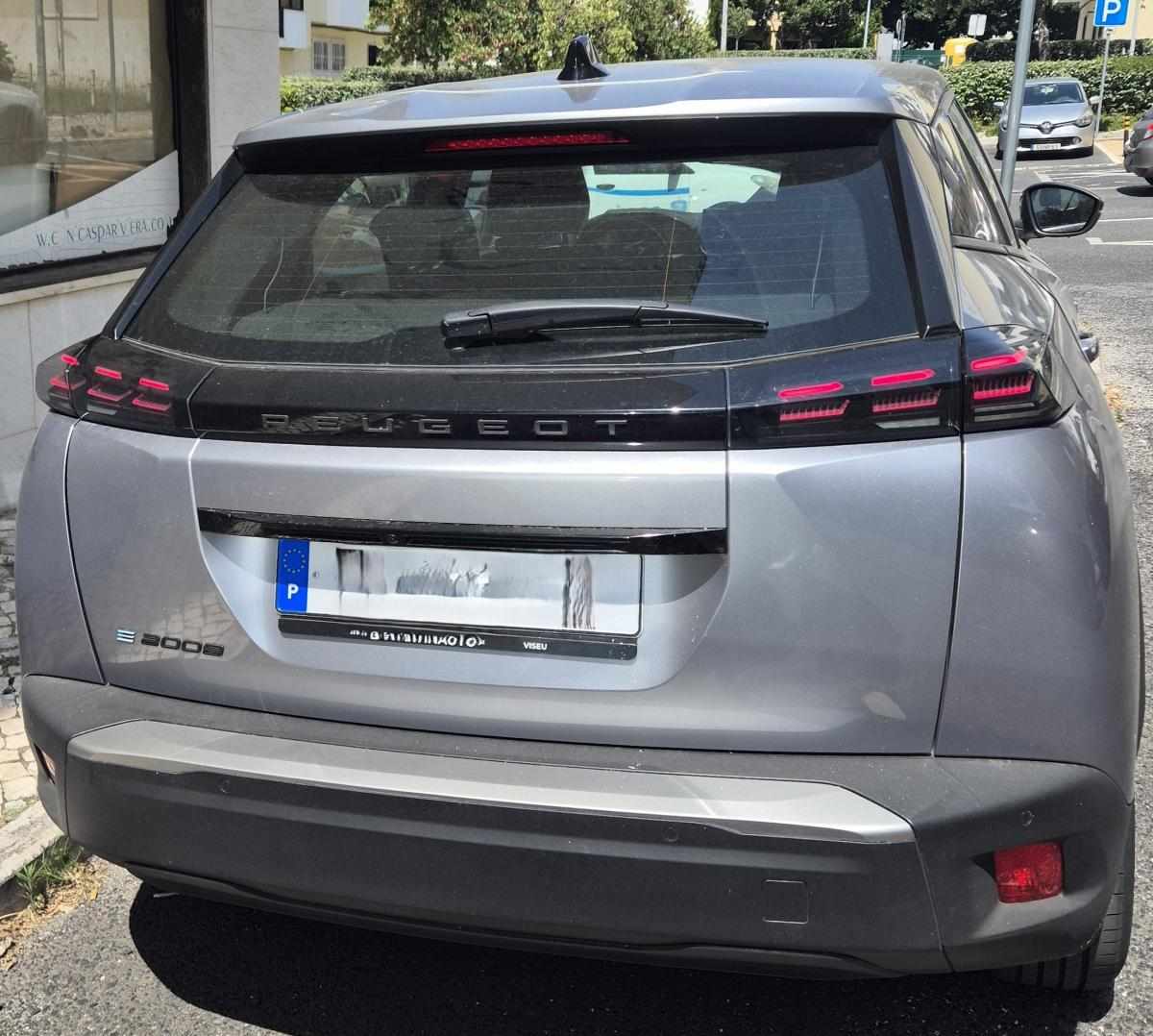 peugeot-2008-e-2008-2023-eletrico