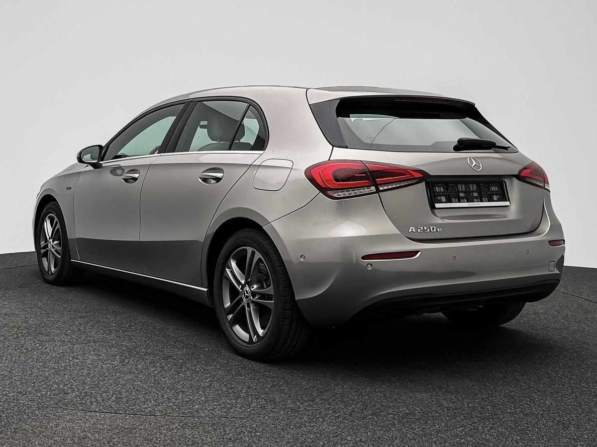 mercedes-benz-classe-a-a-250-e-1-3-2020-hibrido-a-gasolina-1332cc