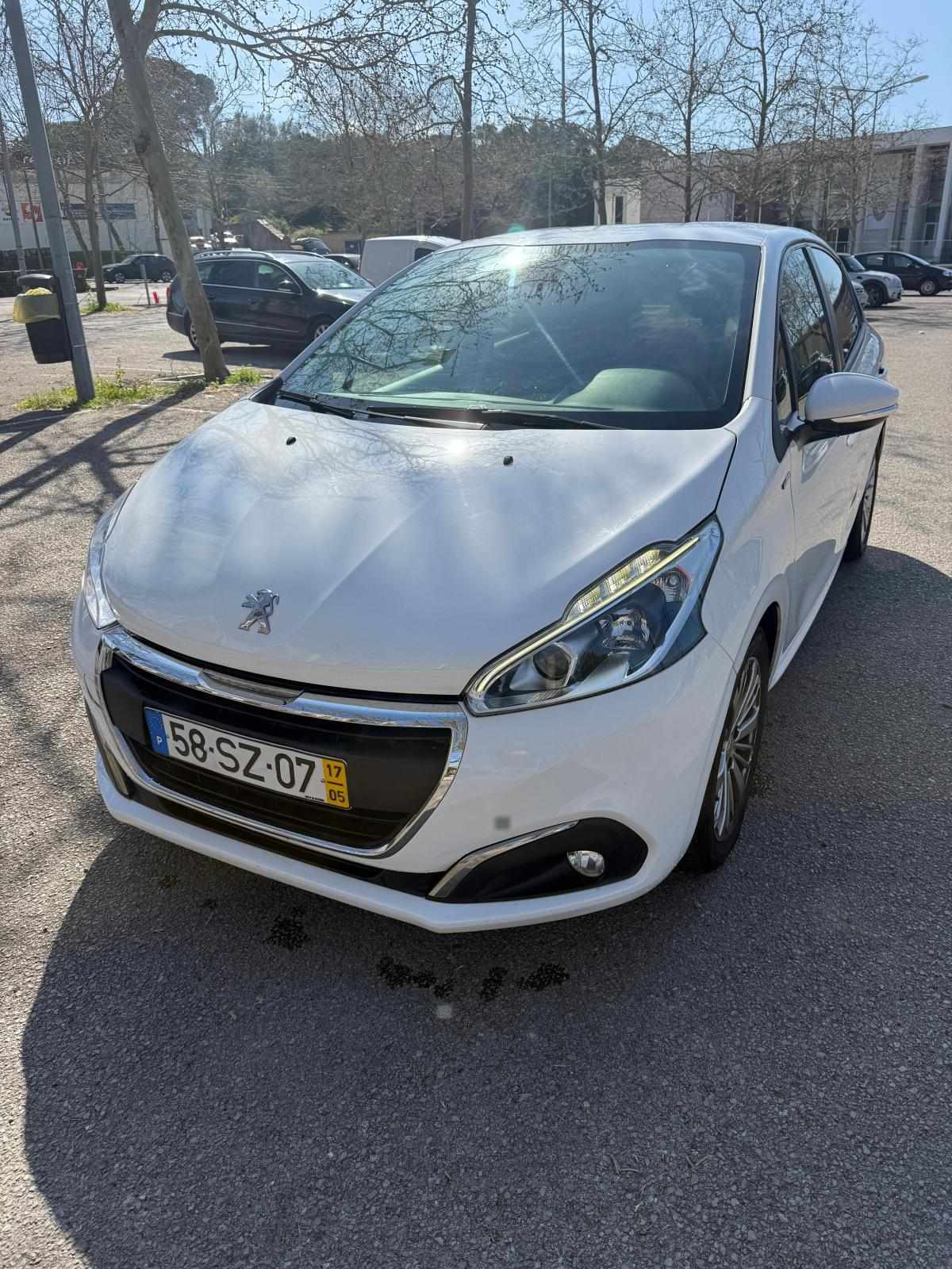 peugeot-208-1-6-bluehdi-2017-diesel-1560cc