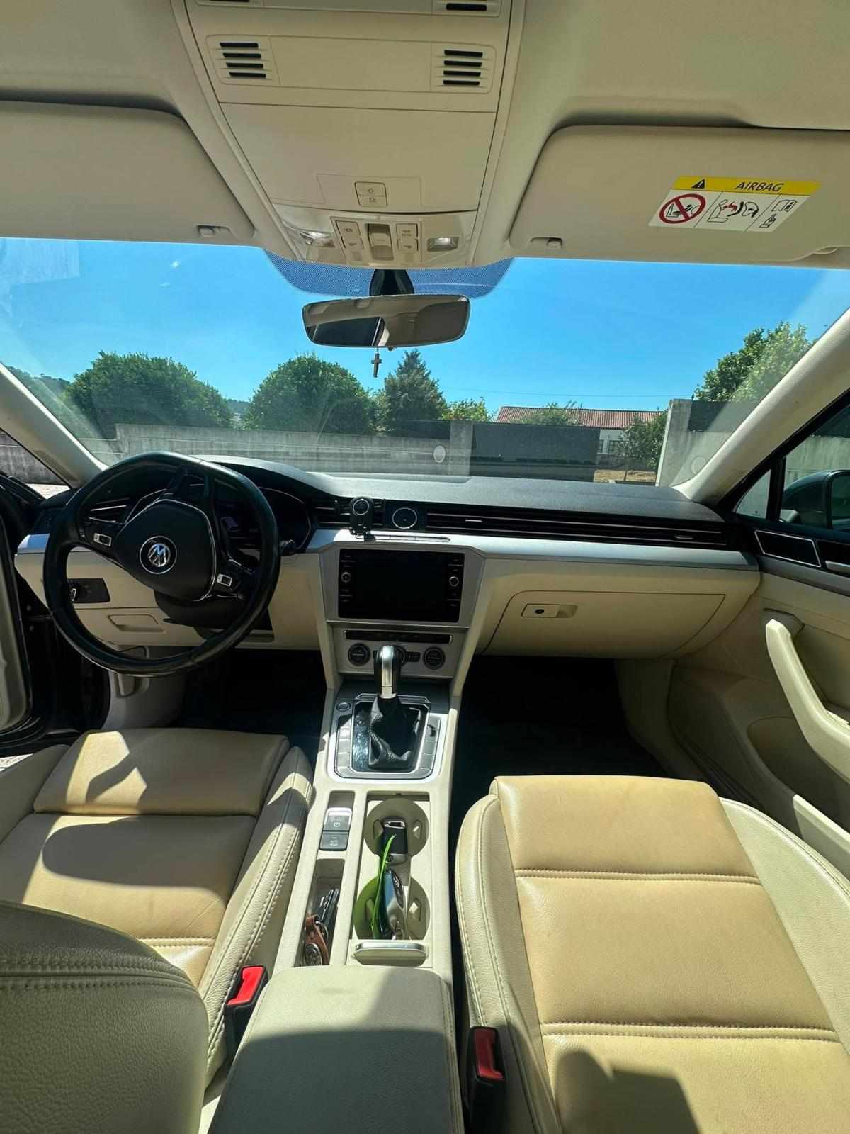 volkswagen-passat-1-6-120cv-2019-diesel-1598cc