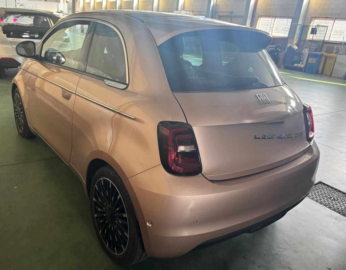 fiat-500-500e-42-kwh-2023-eletrico