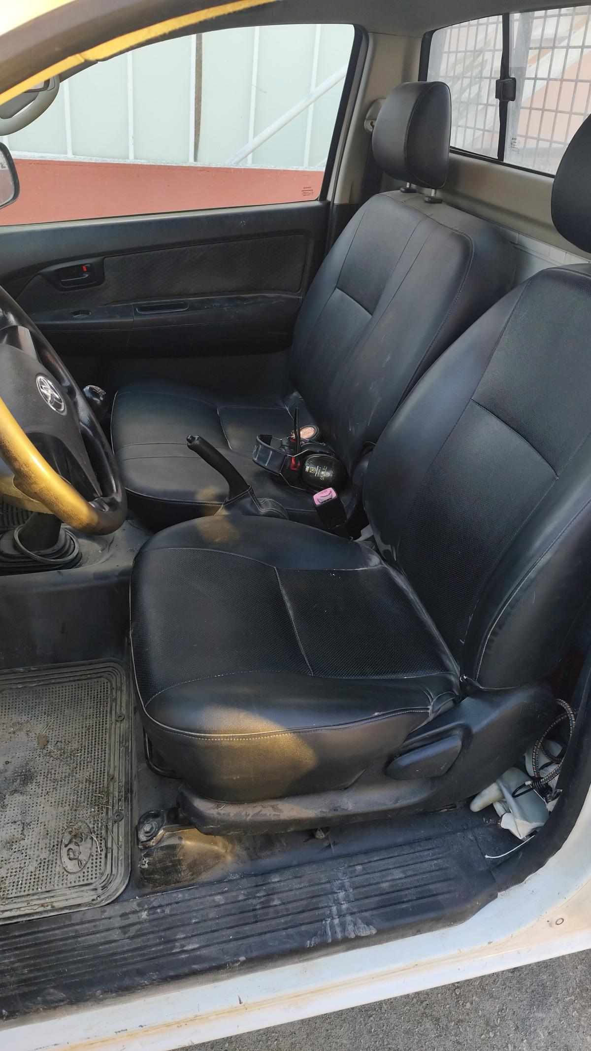 toyota-hilux-2-5-4wd-2014-diesel-2494cc