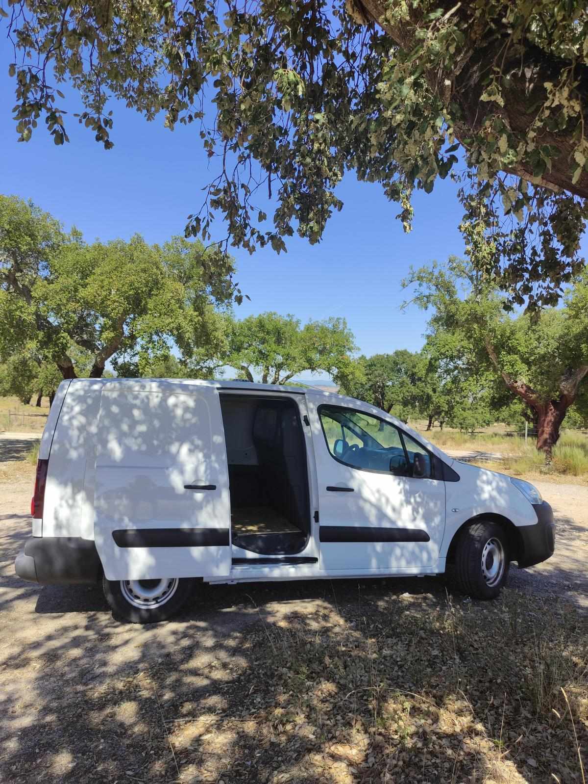 peugeot-partner-1-6-99cv-2017-diesel-1560cc
