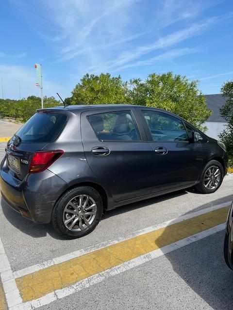 toyota-yaris-1-33-dual-vvt-i-2015-gasolina-1329cc