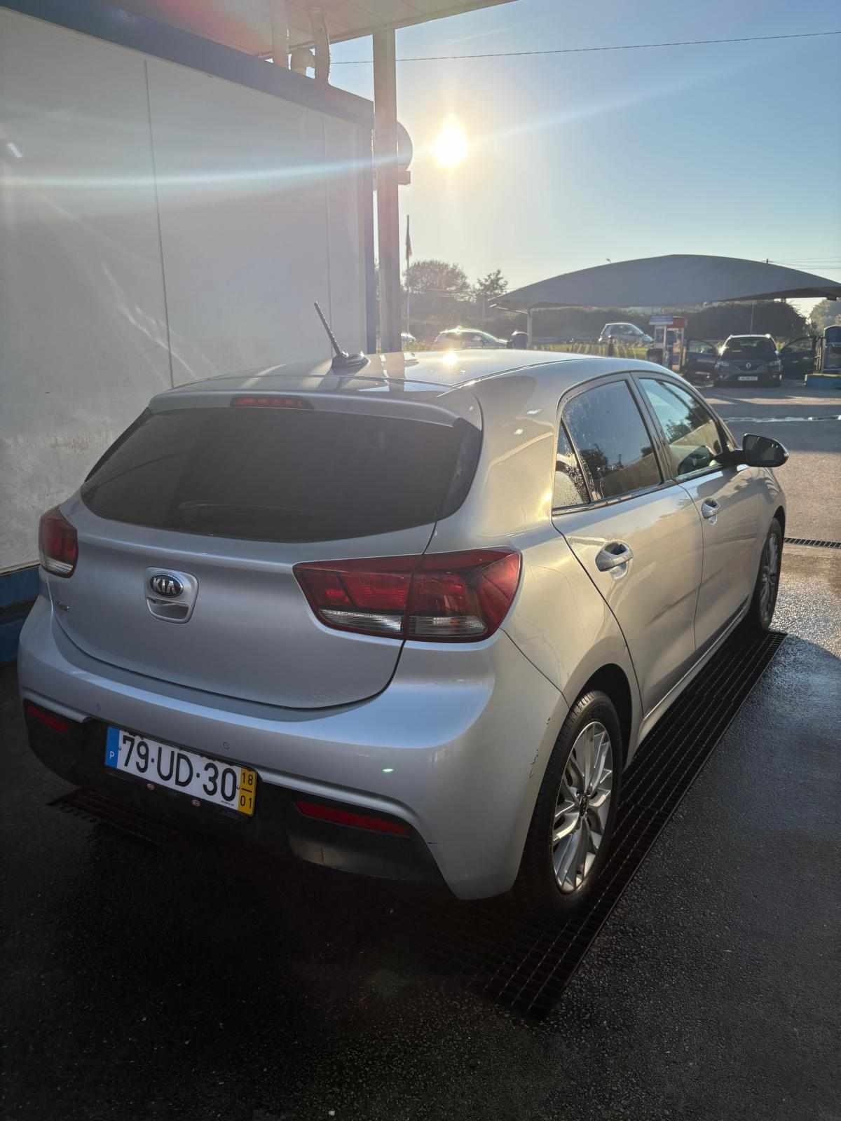 kia-rio-1-2-cvvt-2018-gasolina-1248cc