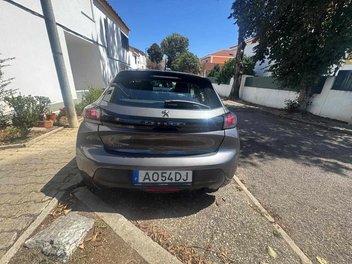 peugeot-208-1-2-puretech-2022-gasolina-1199cc