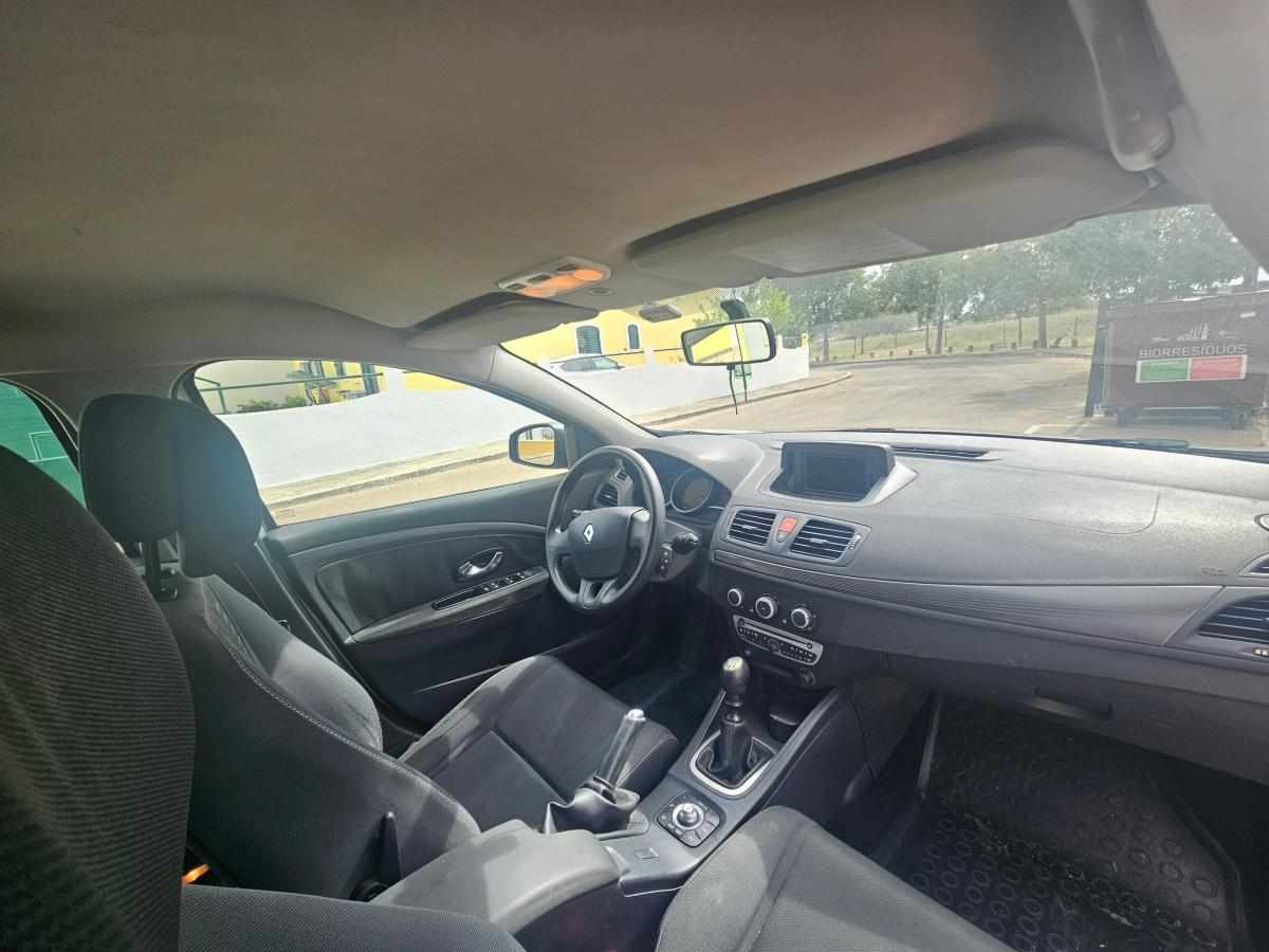 renault-megane-1-5-dci-2011-diesel-1461cc