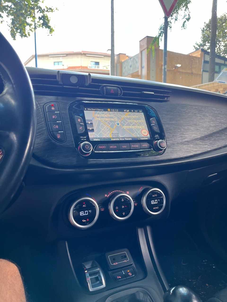 alfa-romeo-giulietta-1-6-jtdm-16v-2017-diesel-1598cc