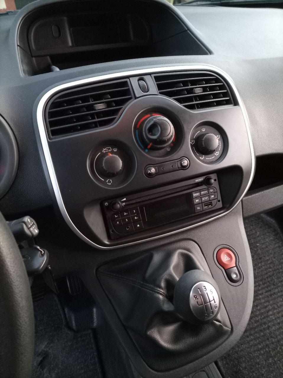 renault-kangoo-1-5-116cv-2021-diesel-1461cc