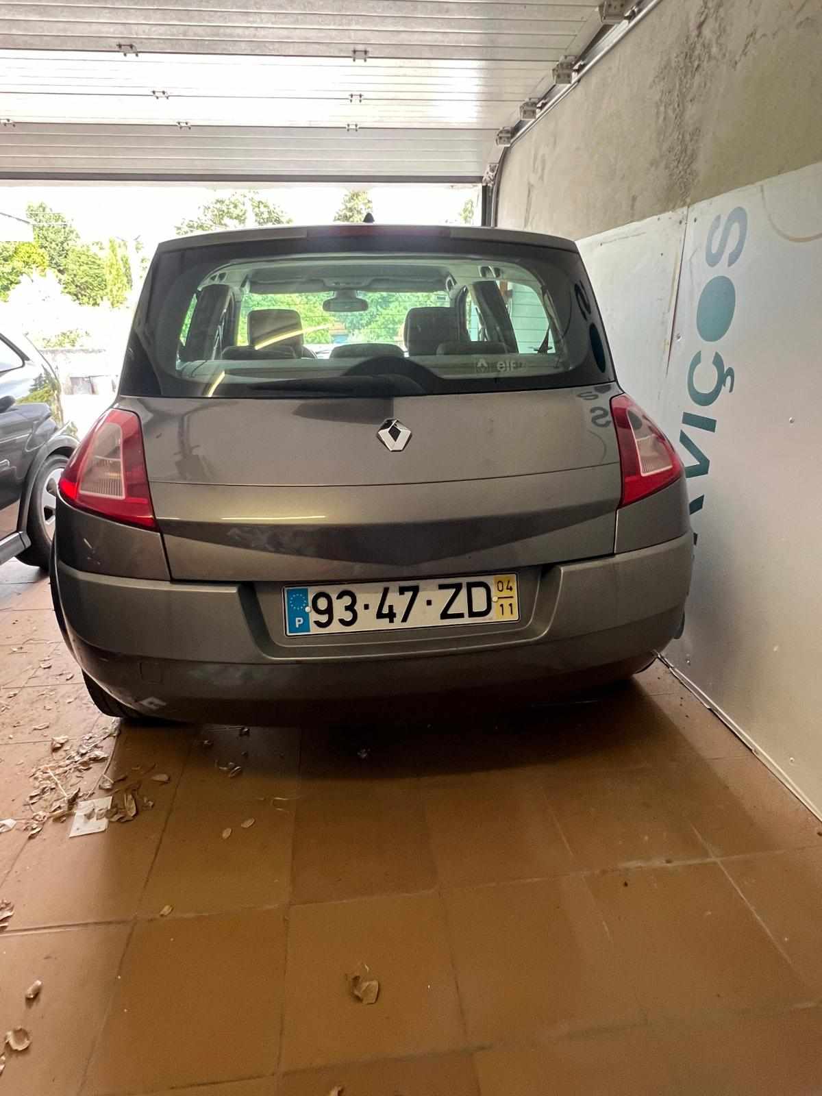 renault-megane-1-4-2004-gasolina-1390cc