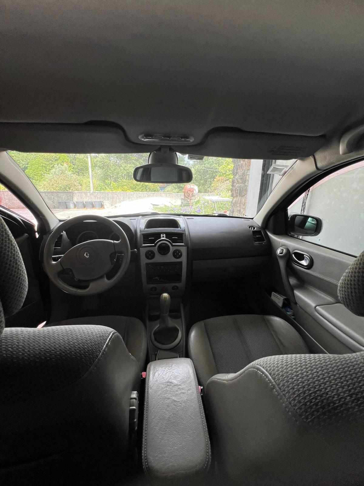 renault-megane-1-4-2004-gasolina-1390cc