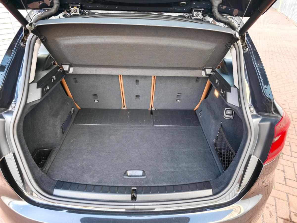 bmw-serie-2-218d-2024-diesel-1995cc