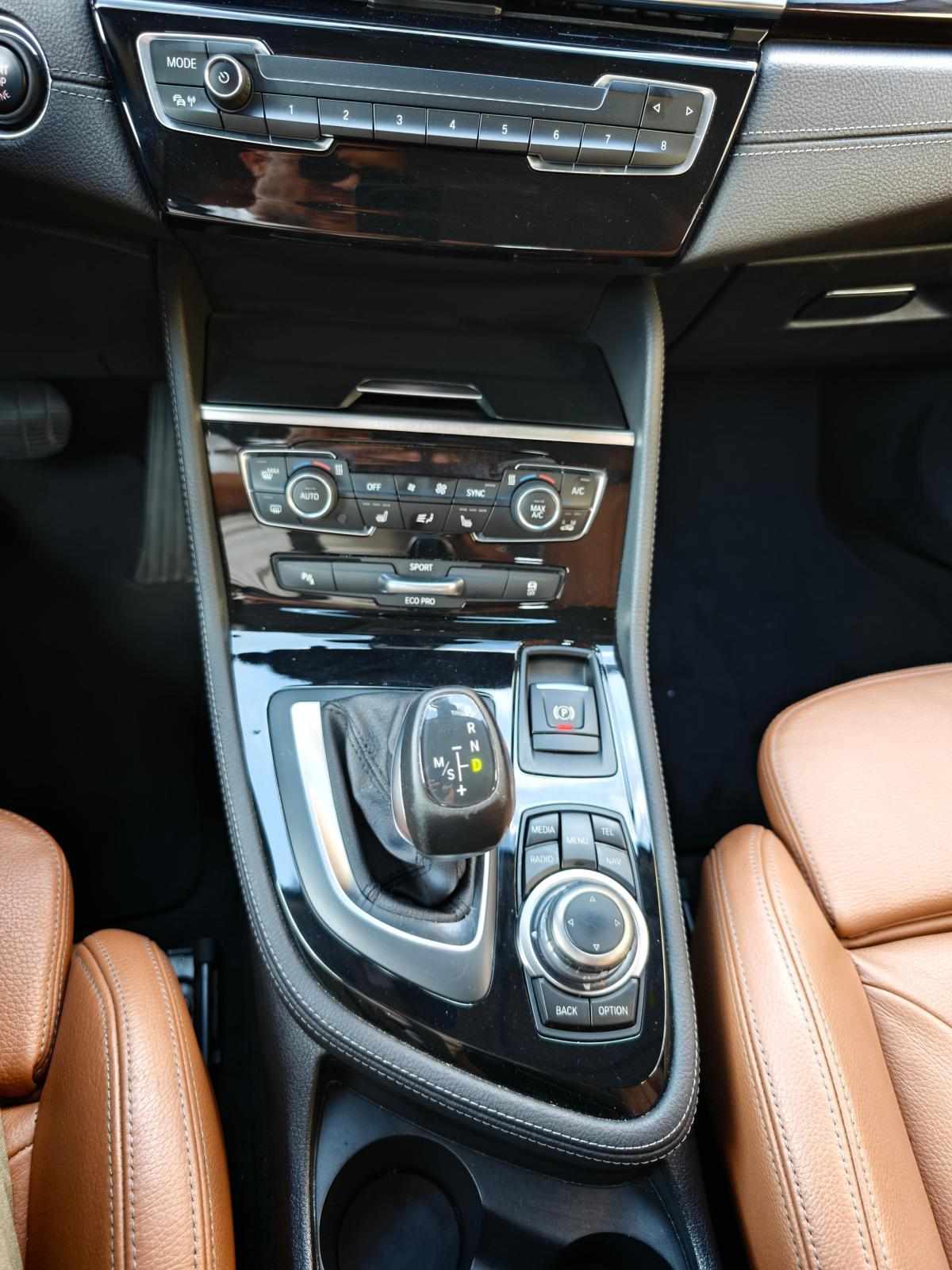 bmw-serie-2-218d-2024-diesel-1995cc