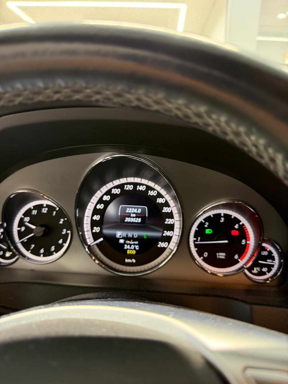 mercedes-benz-classe-e-e-250-cdi-blueefficiency-2013-diesel-2143cc