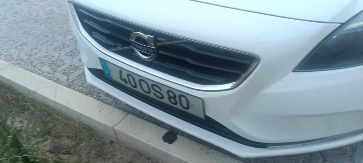 volvo-v40-1-6-d2-2014-diesel-1560cc