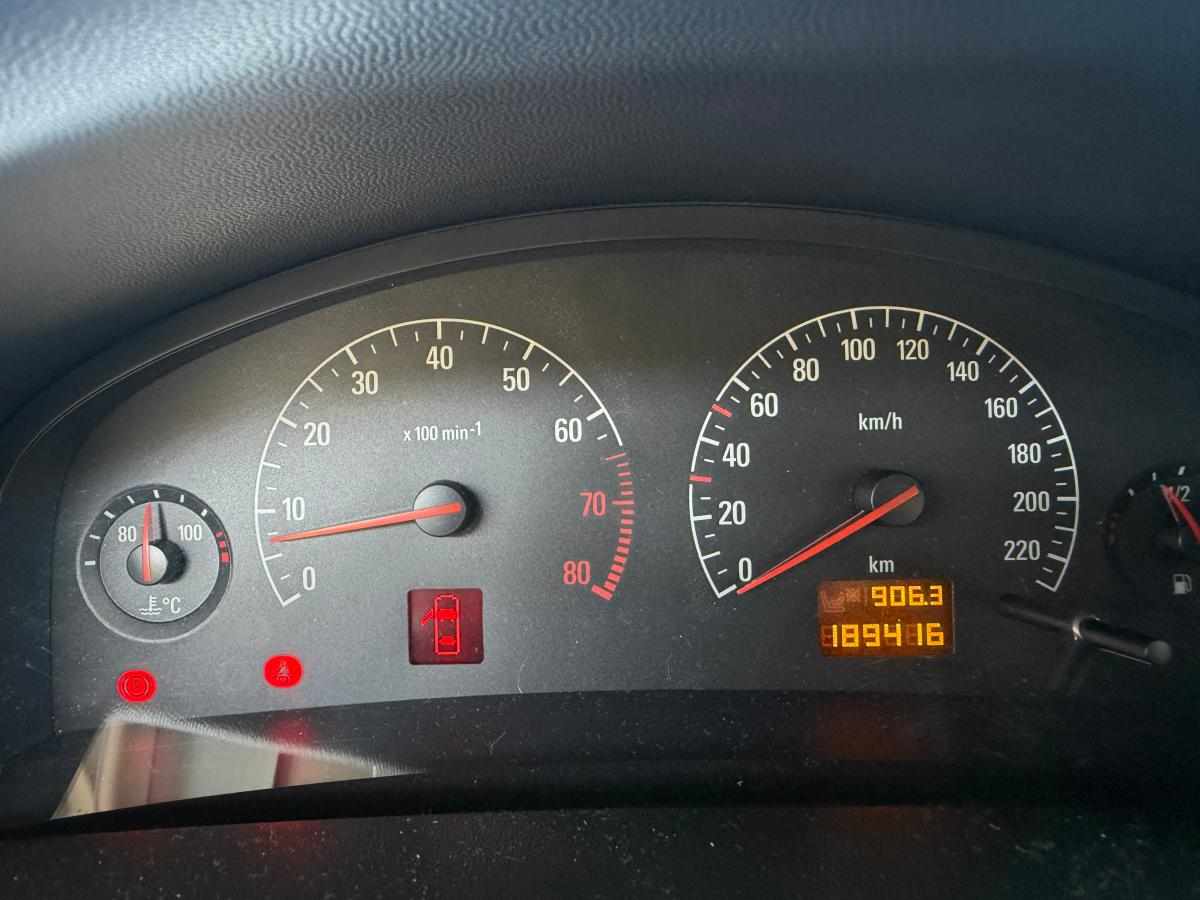 opel-vectra-1-8-2002-gasolina-1796cc