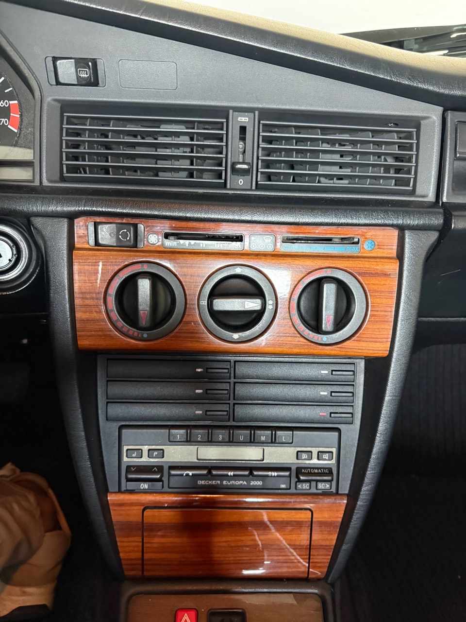 mercedes-benz-190-e-1-8-1992-gasolina-1737cc