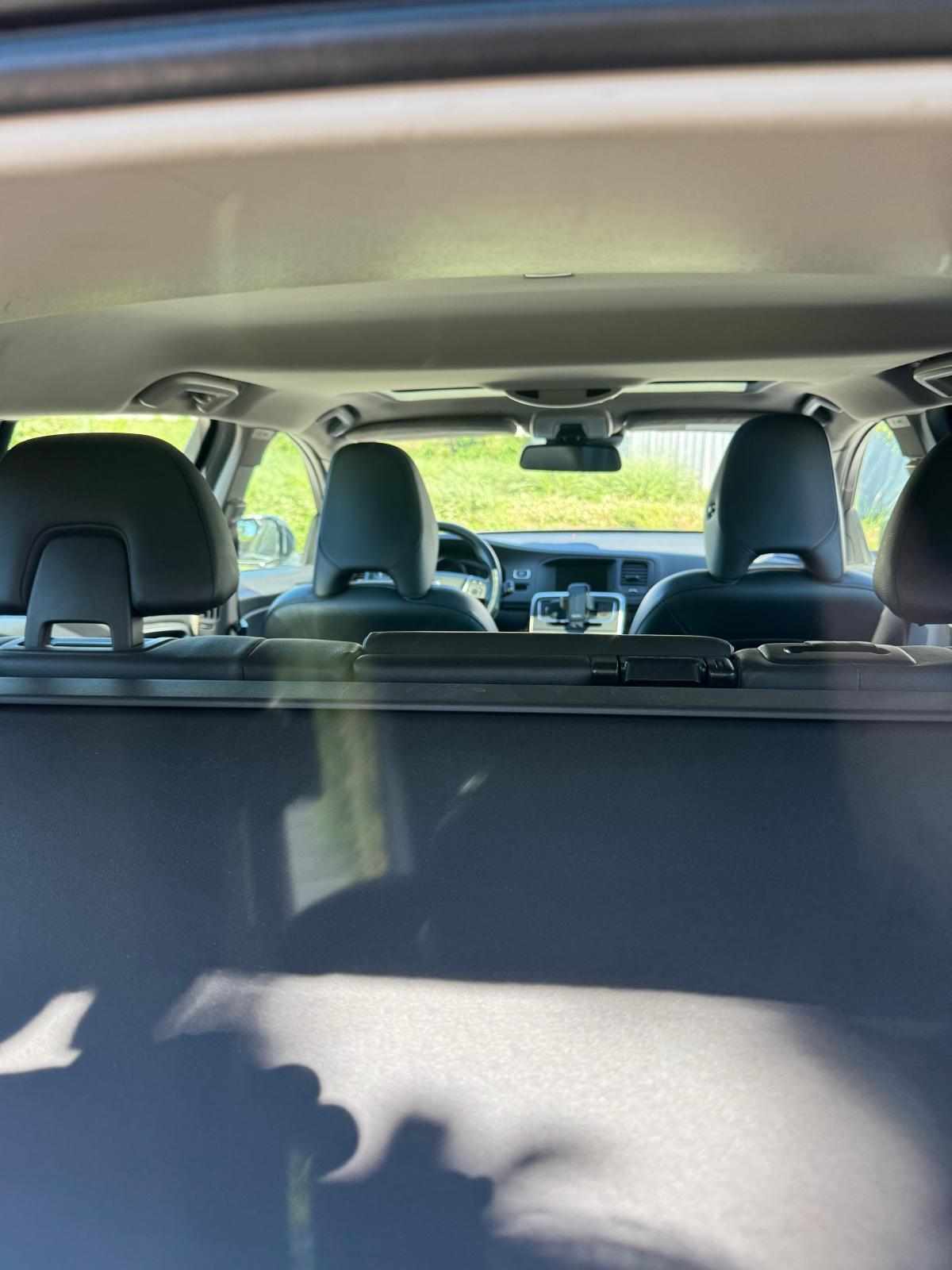 volvo-v60-polestar-d6-plug-in-hybrid-2-4-awd-2013-diesel-2400cc