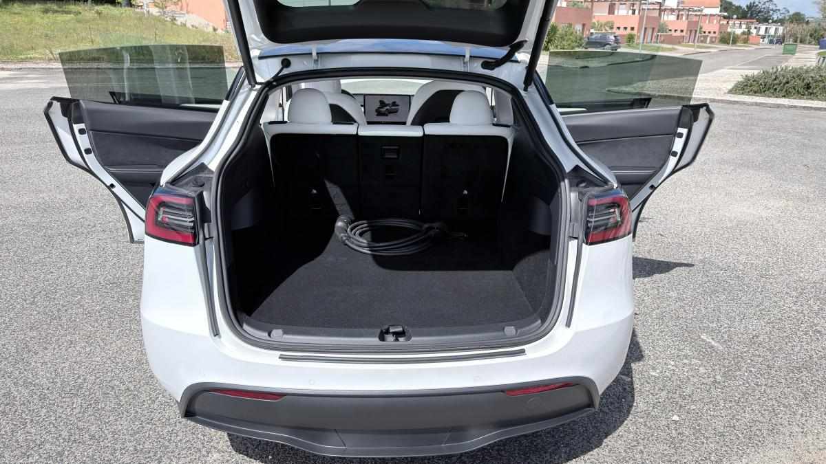 tesla-model-y-long-range-awd-2022-eletrico