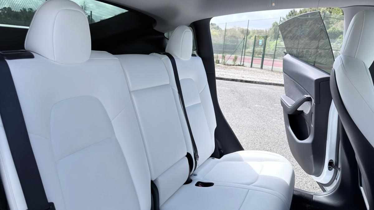 tesla-model-y-long-range-awd-2022-eletrico