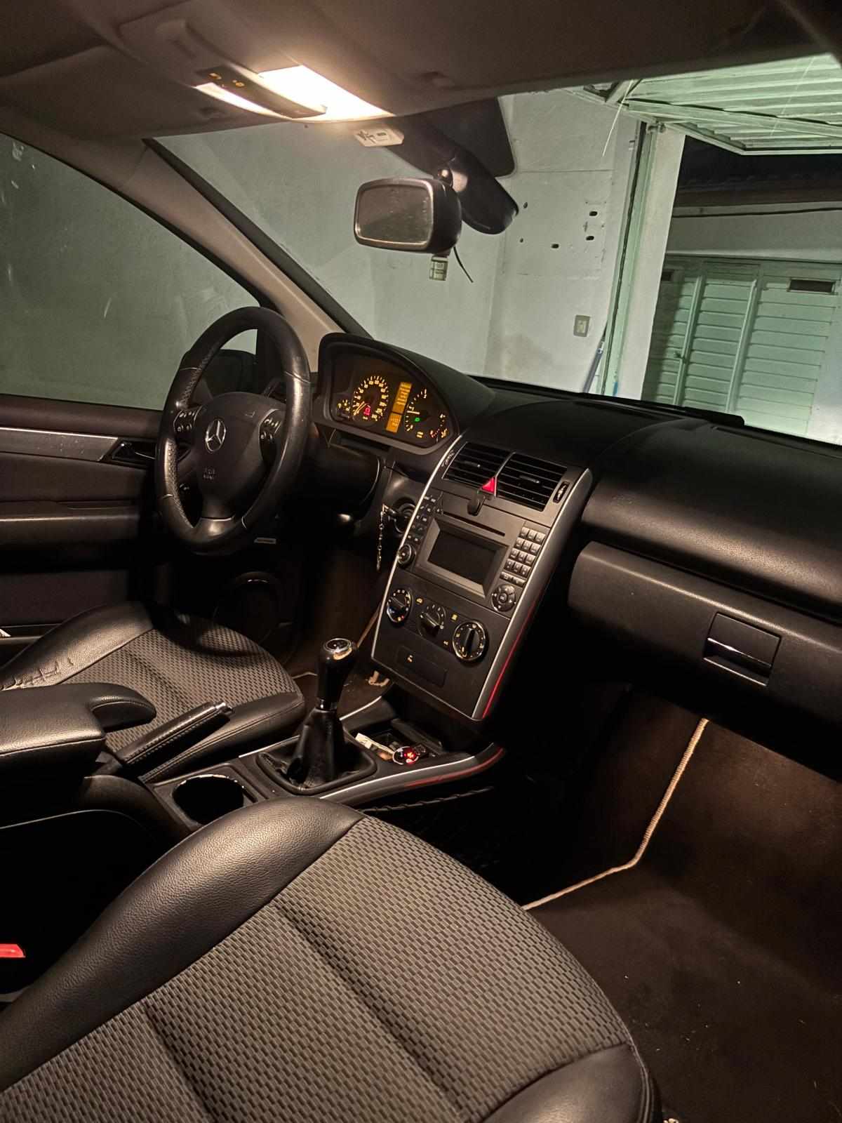 mercedes-benz-classe-a-a-200-cdi-2009-diesel-1991cc