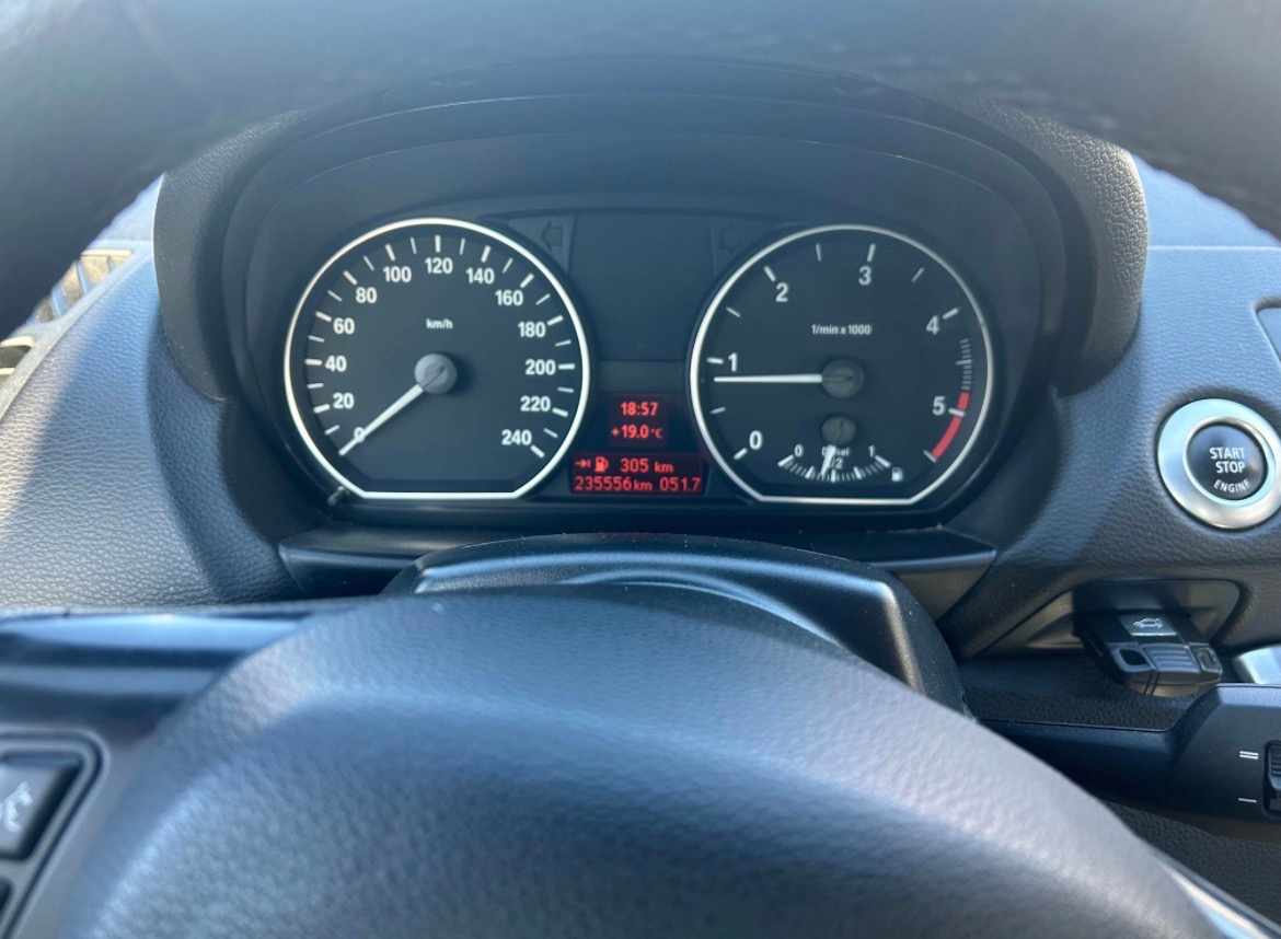 bmw-serie-1-118d-2010-diesel-1995cc