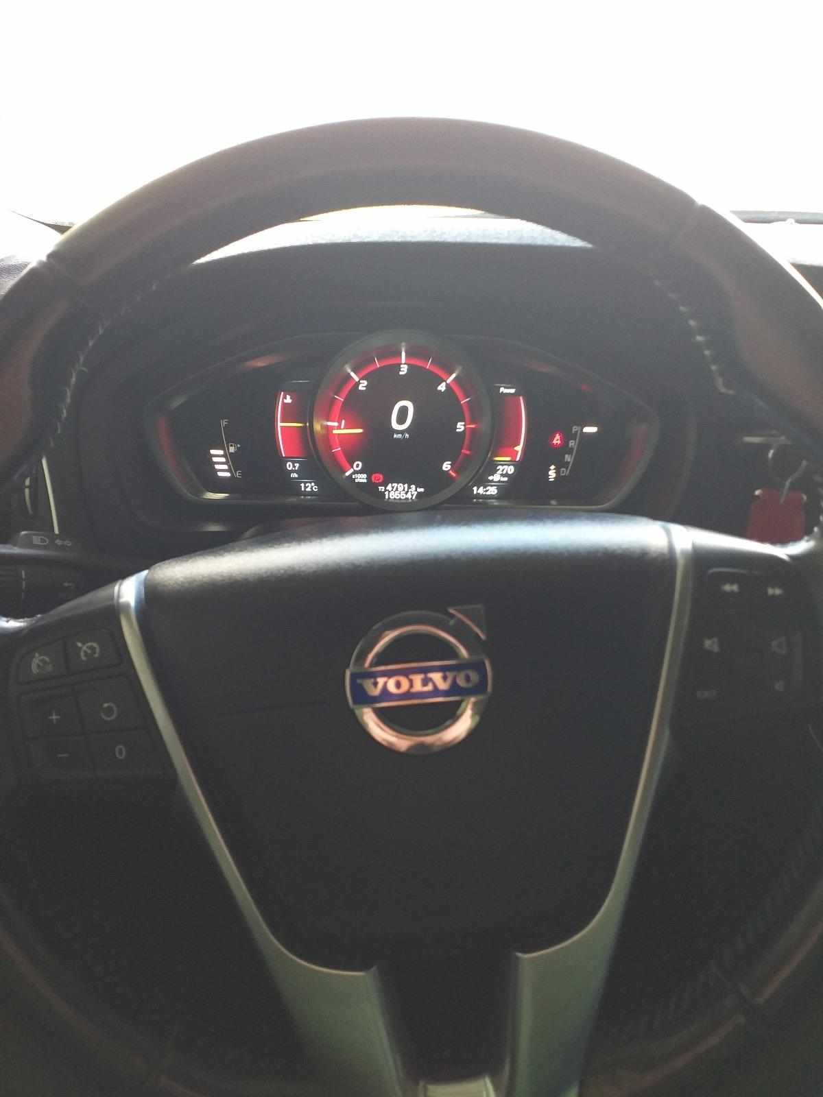 volvo-v40-1-6-d2-2014-diesel-1560cc