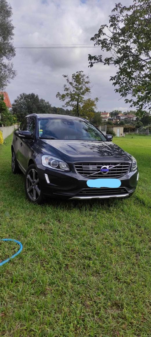 volvo-xc60-d4-2-4-awd-2014-diesel-2400cc