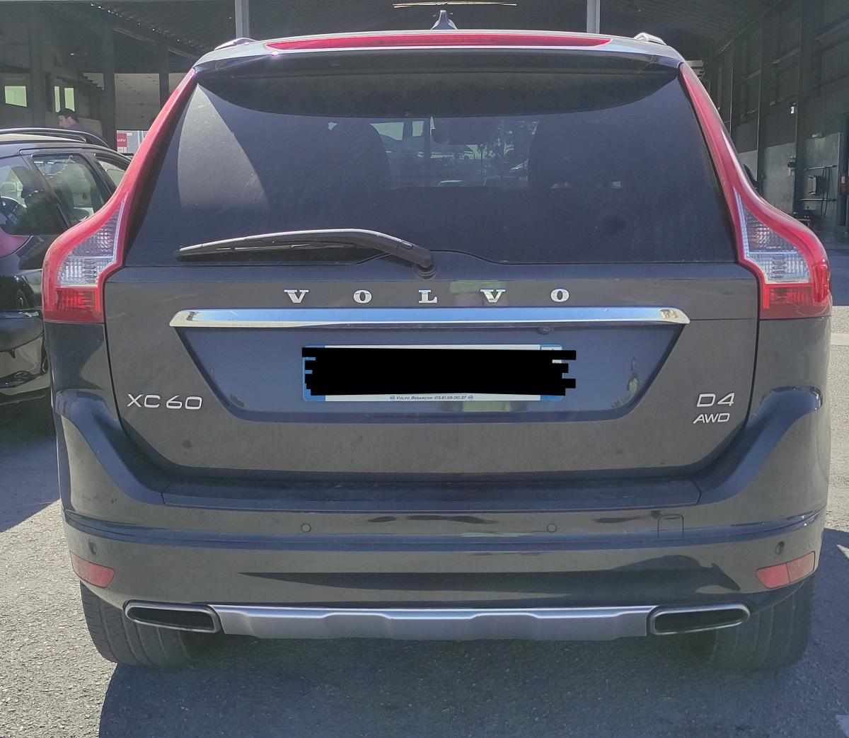 volvo-xc60-d4-2-4-awd-2014-diesel-2400cc