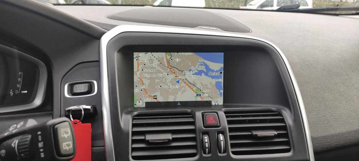 volvo-xc60-d4-2-4-awd-2014-diesel-2400cc
