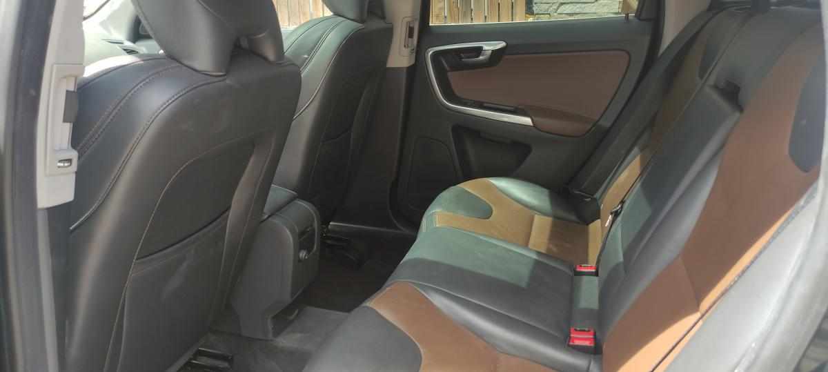 volvo-xc60-d4-2-4-awd-2014-diesel-2400cc