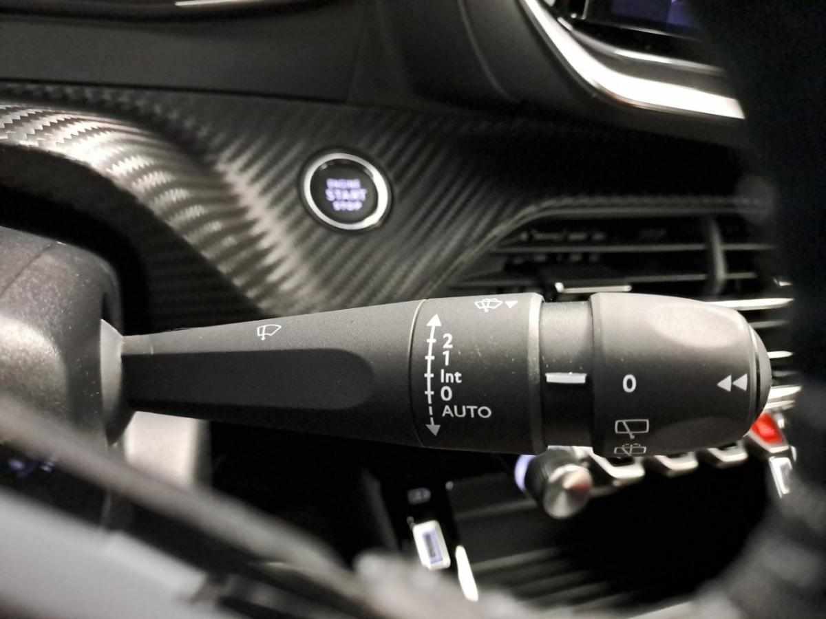 peugeot-2008-e-2008-2023-eletrico
