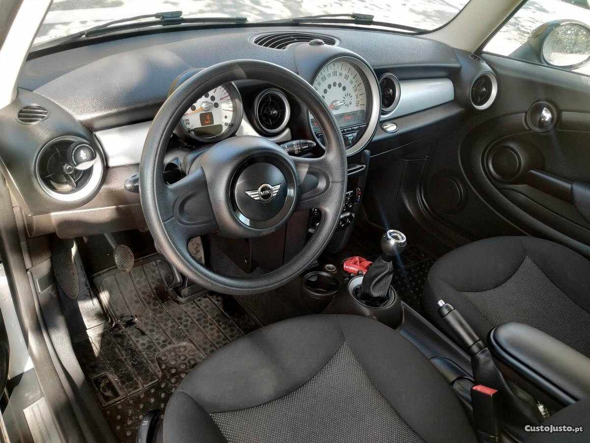 mini-clubman-d-1-6-2014-diesel-1598cc