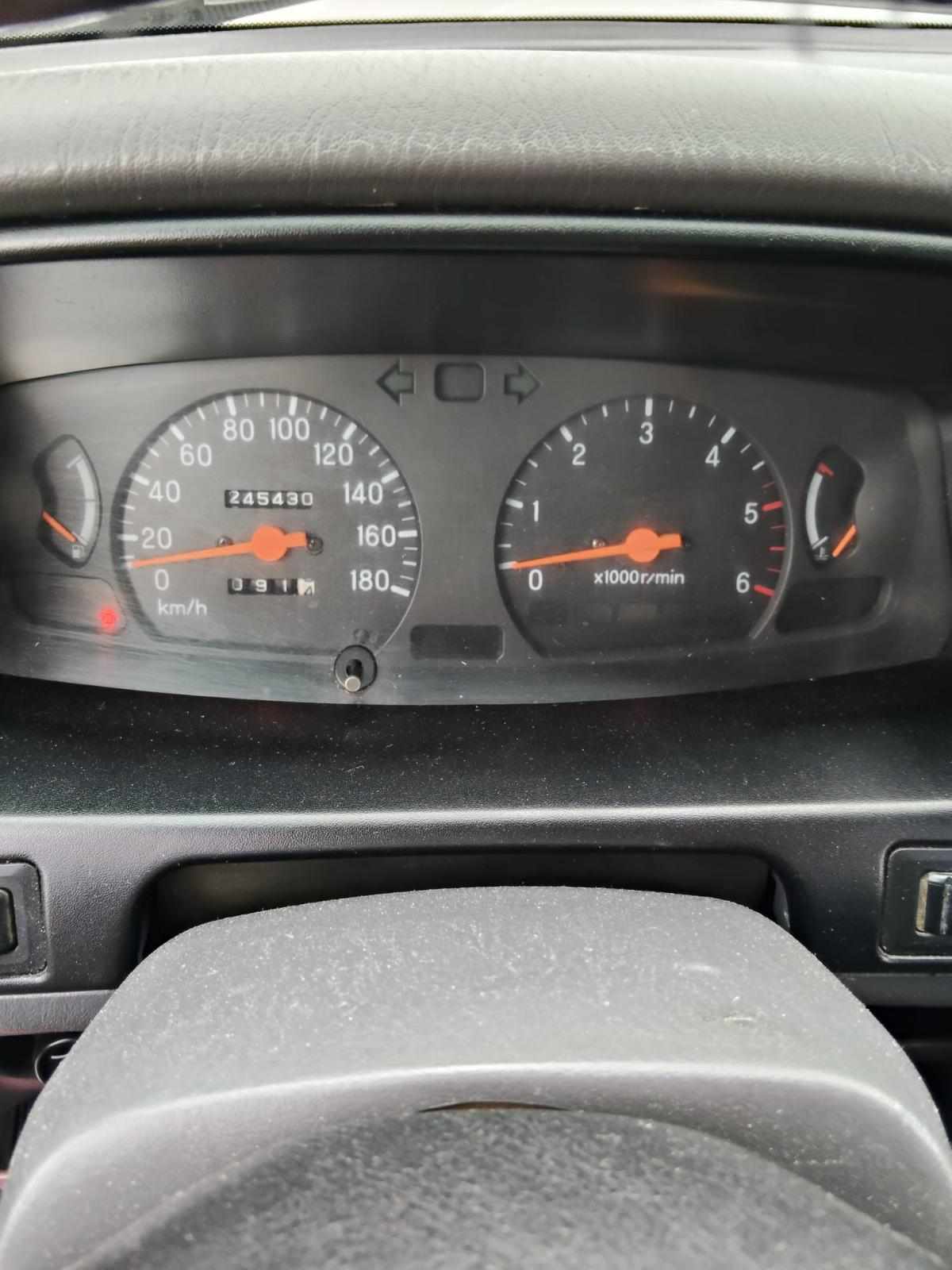 mitsubishi-l200-2-5-136cv-2004-diesel-2477cc