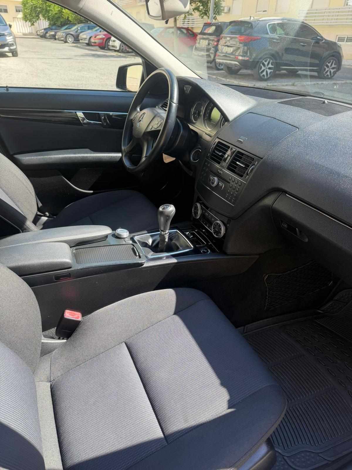 mercedes-benz-classe-c-c-220-cdi-2008-diesel-2148cc
