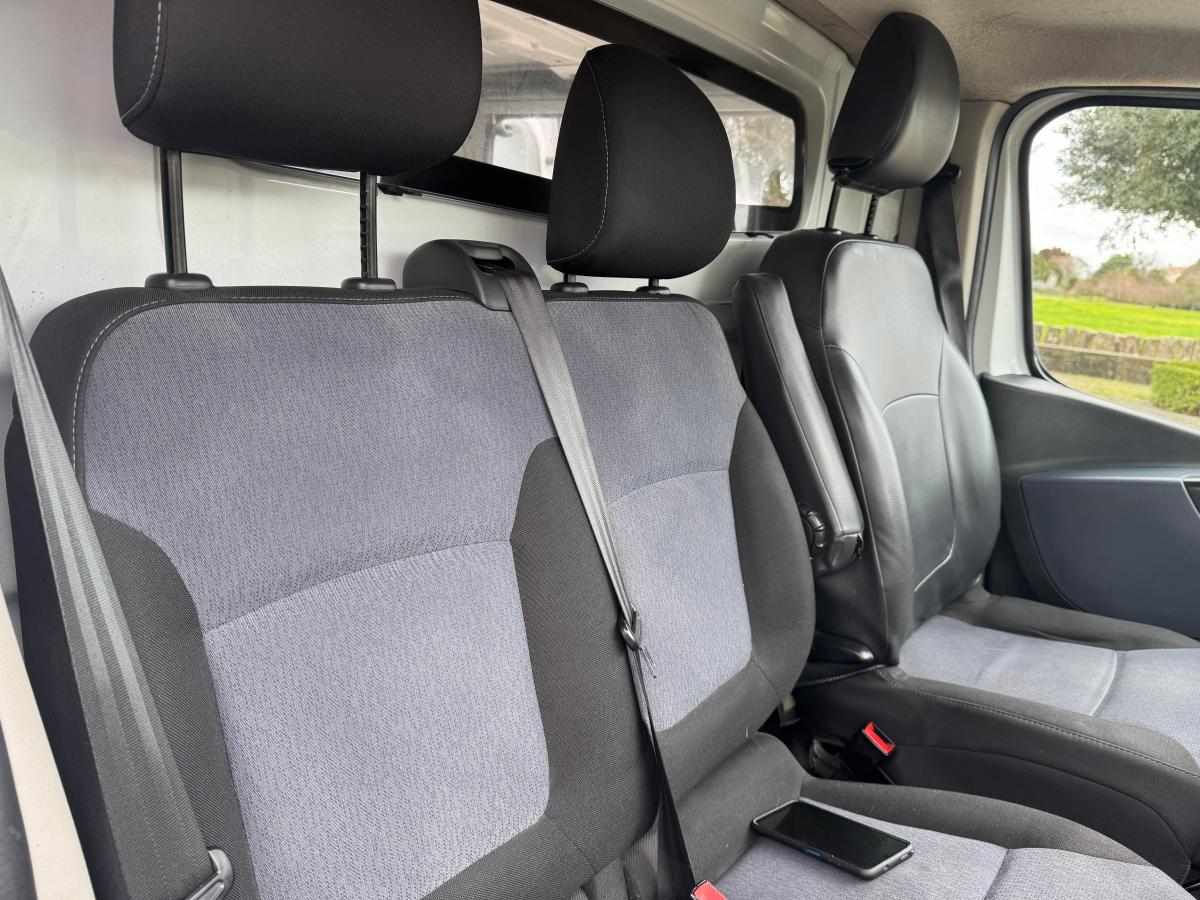 opel-vivaro-1-6-cdti-biturbo-2018-diesel-1598cc