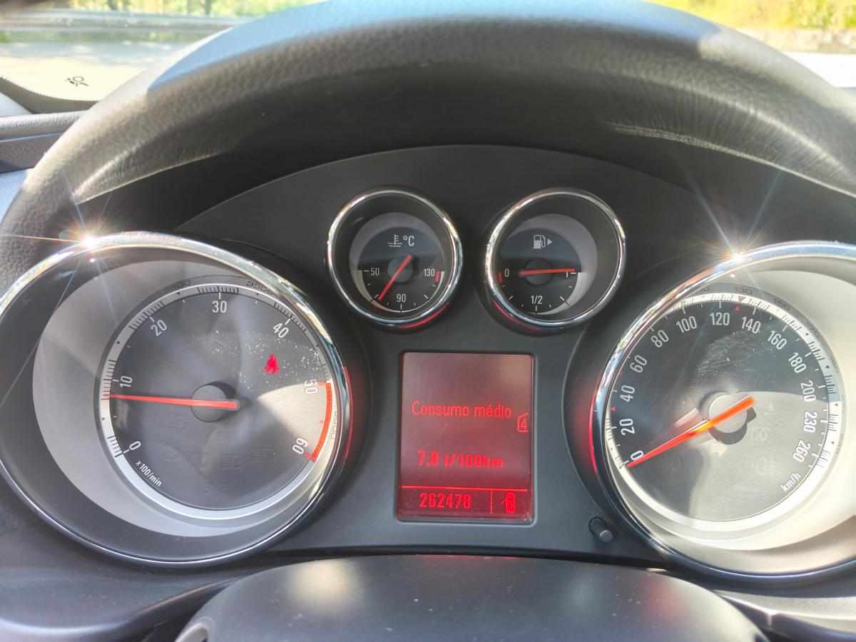 opel-insignia-2-0-cdti-2009-diesel-1956cc