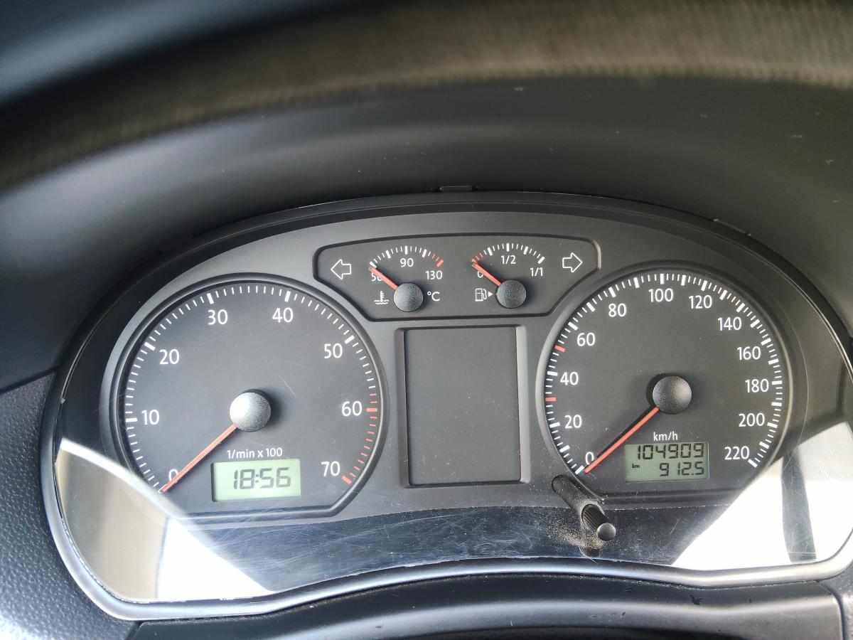 volkswagen-polo-1-2-2005-gasolina-1198cc