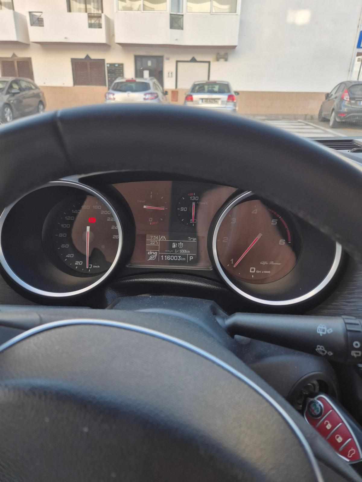 alfa-romeo-giulietta-1-6-jtdm-16v-2018-diesel-1598cc